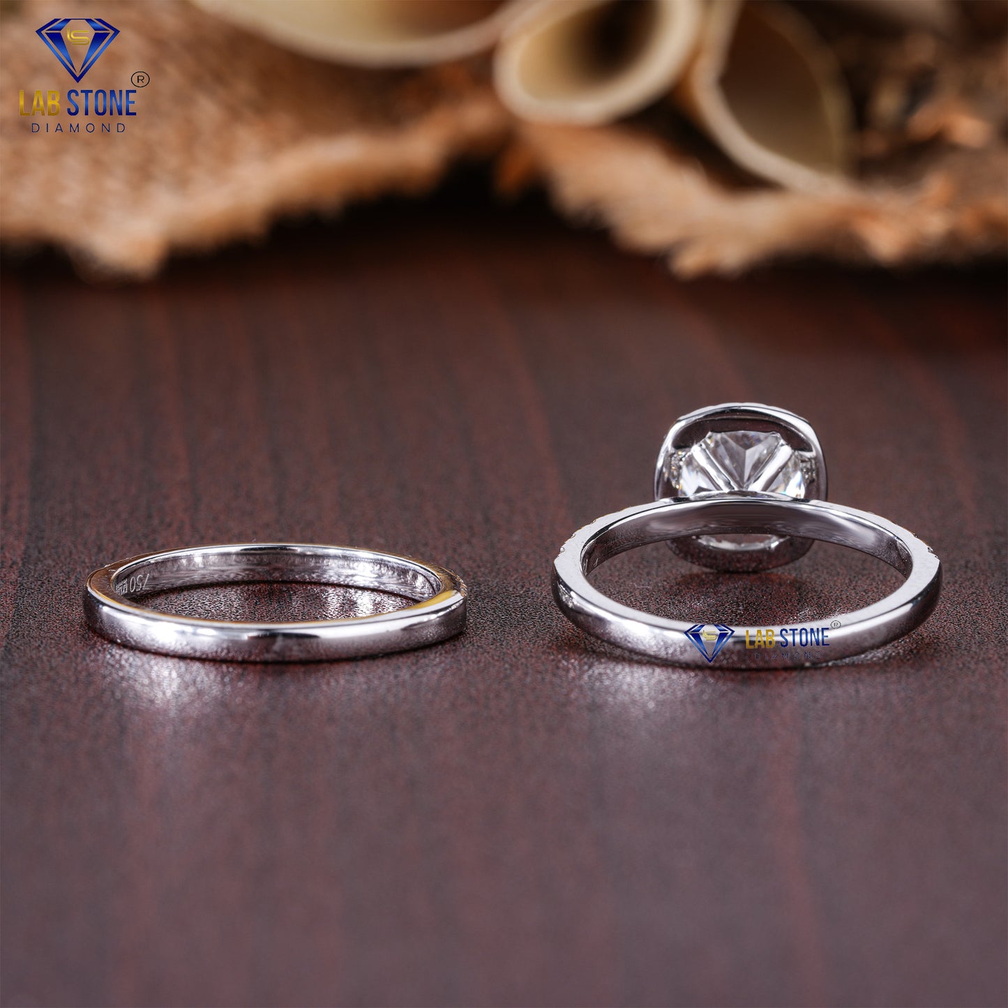 1.67 TDW Cushion & Round Cut Diamond Women's Ring with Band