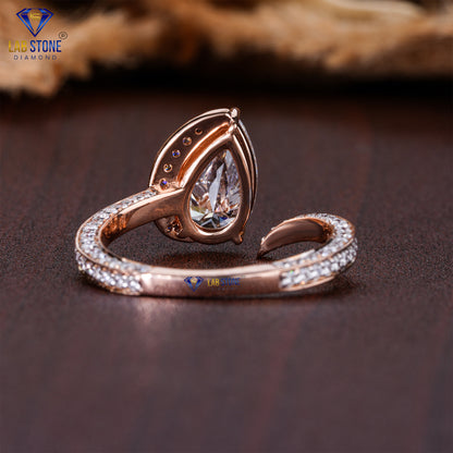 2.46 TDW Pear & Round Cut Diamond Women’s Engagement Ring