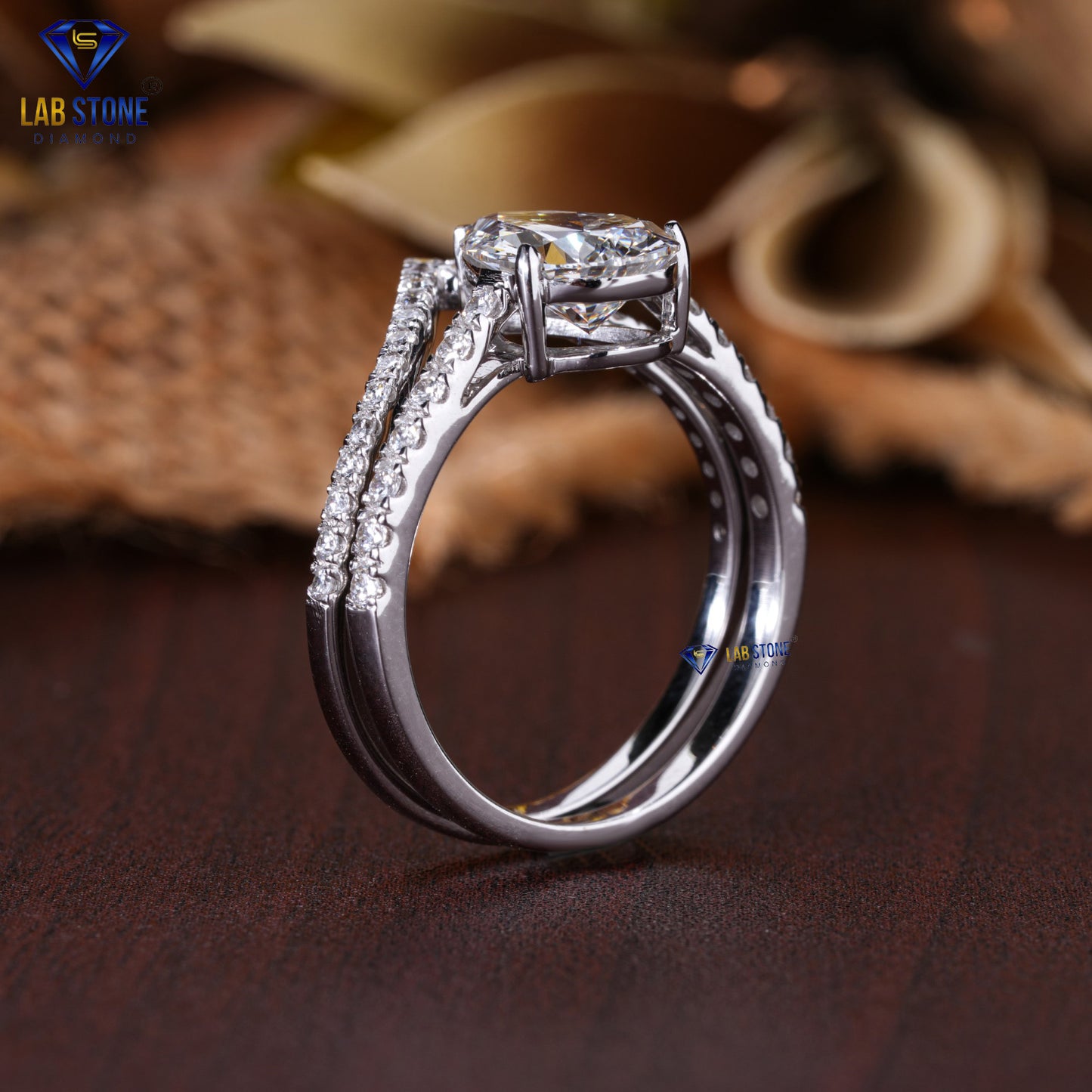 2.22 TDW Pear & Round Cut Women’s Diamond Ring with Band