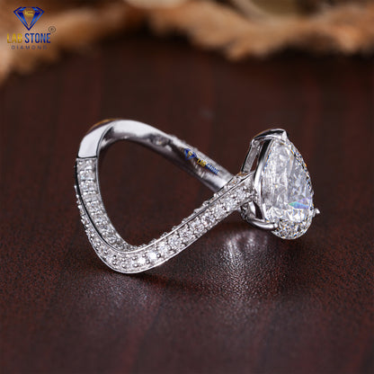 2.50 TDW Pear & Round Cut Diamond Women’s Engagement Ring