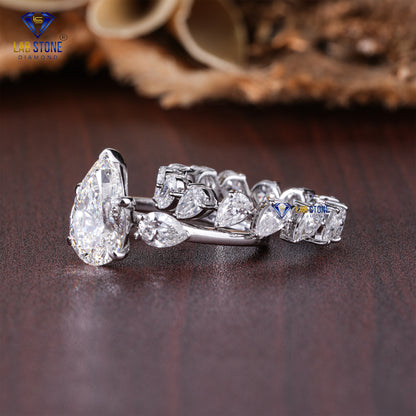 1.88 TDW Emerald & Round Cut Diamond Women's Ring with Band