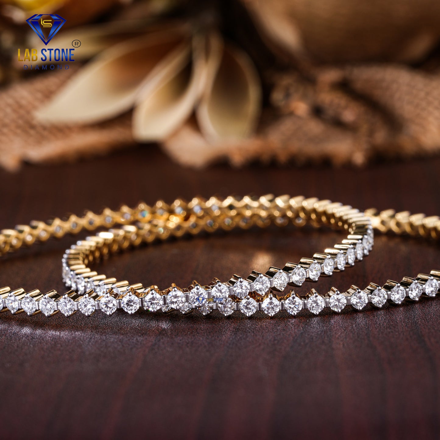 6.81 TDW Round Cut Diamond Women's Bangle Bracelet