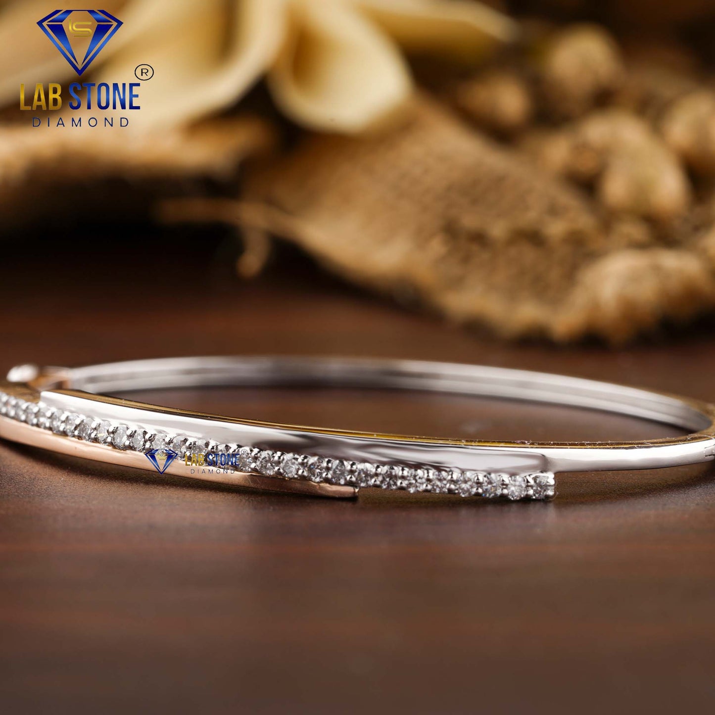 0.60 TDW Round Cut Diamond Bangle Bracelet