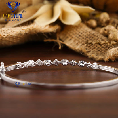 0.95 TDW Oval & Round Cut Diamond Bangle Bracelet