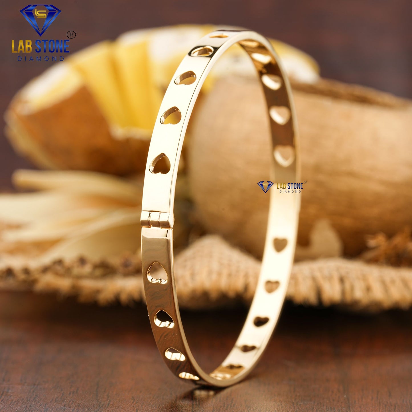 13.90 GM Yellow Gold Bangle Bracelet