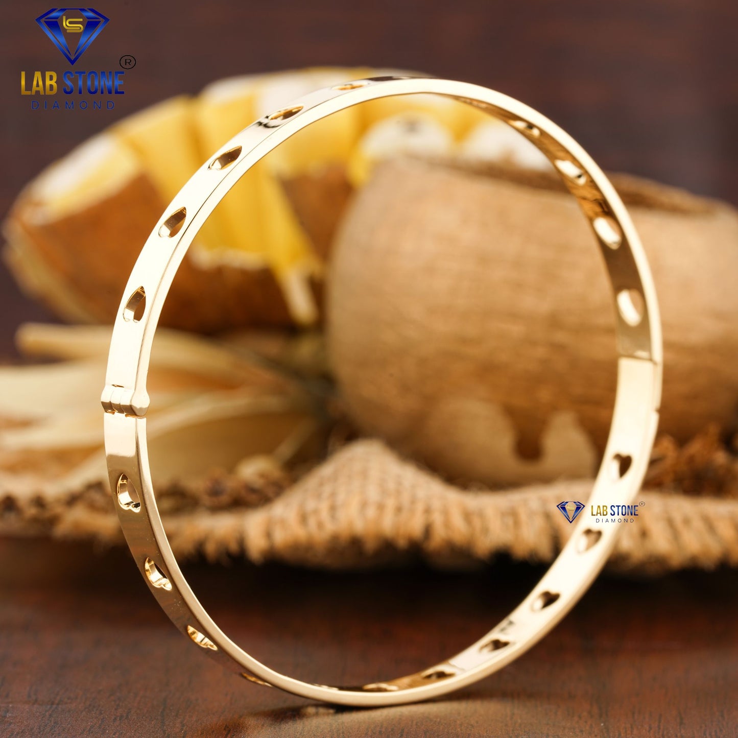 13.90 GM Yellow Gold Bangle Bracelet