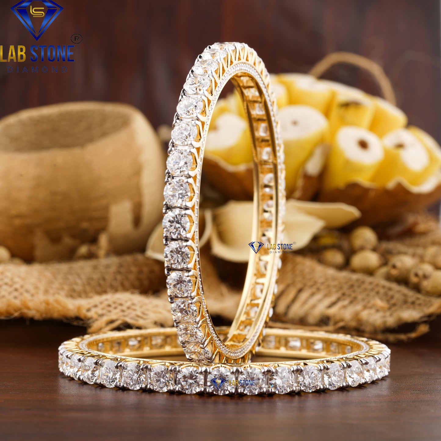 39.78 TDW Round Cut Diamond Bangle Bracelet