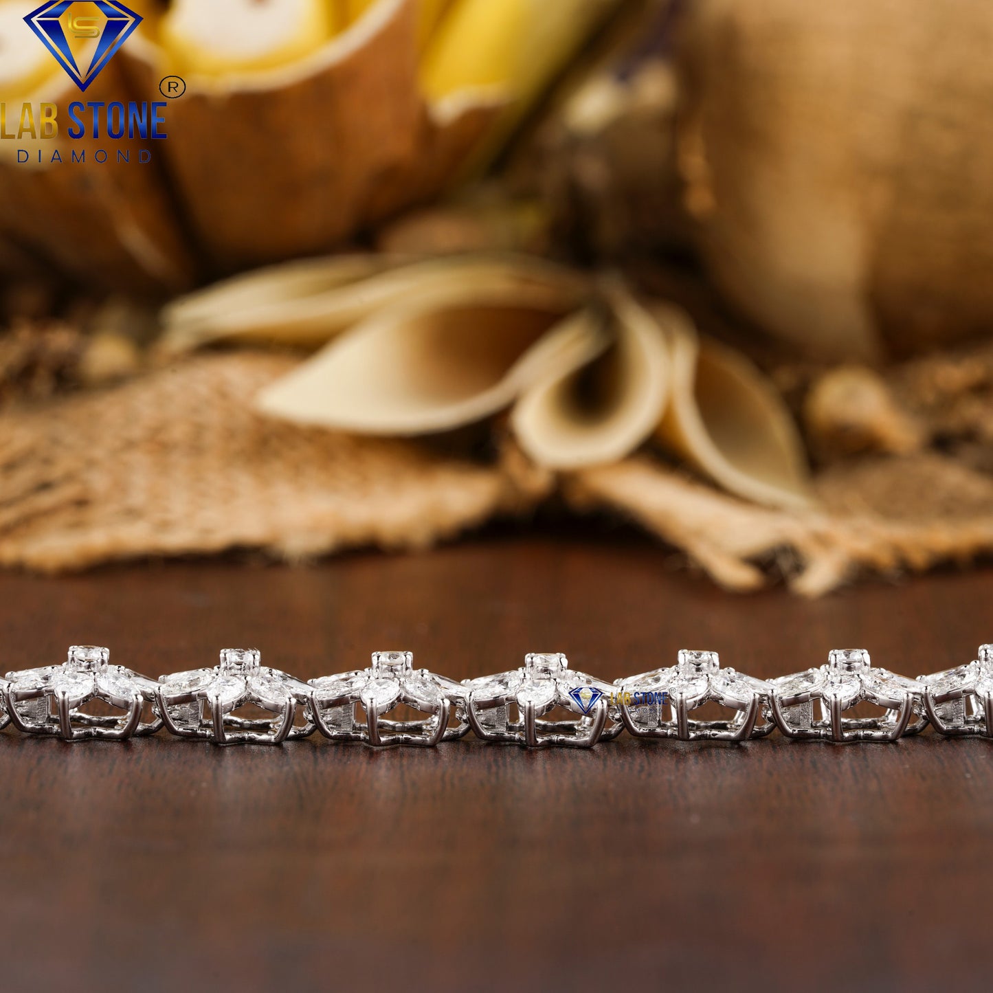 9.912 TDW Pear & Round Cut Diamond Slider Bracelet
