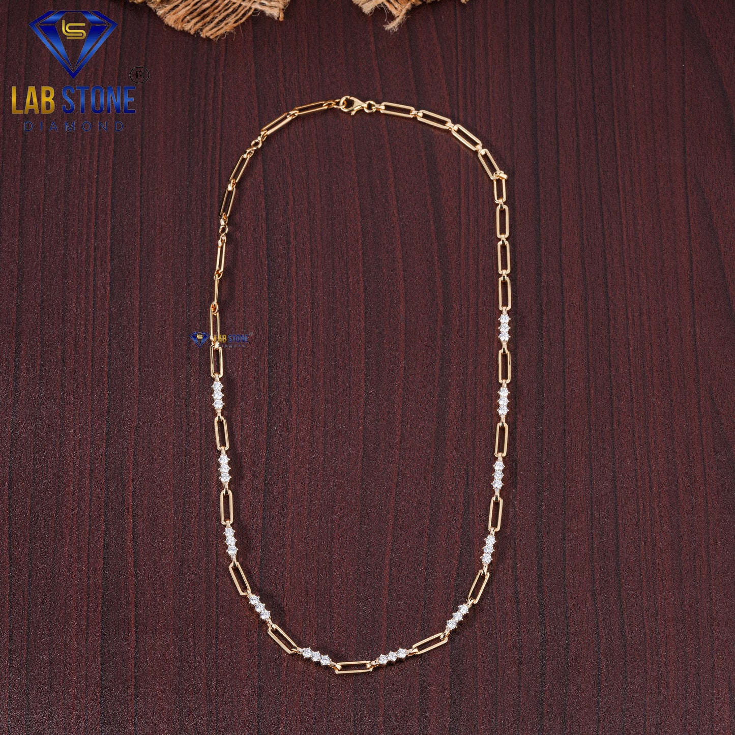 2.541 TDW Round Cut Diamond Women’s Charm Necklace