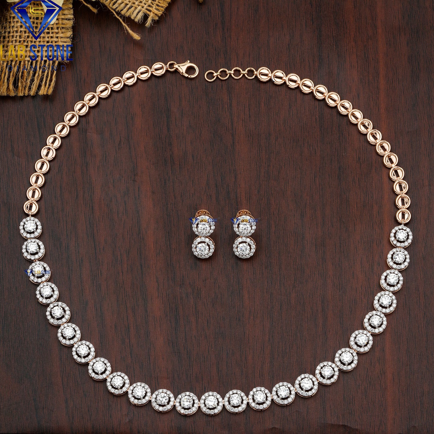 37.53 TDW Round Cut Diamond Charm Necklace