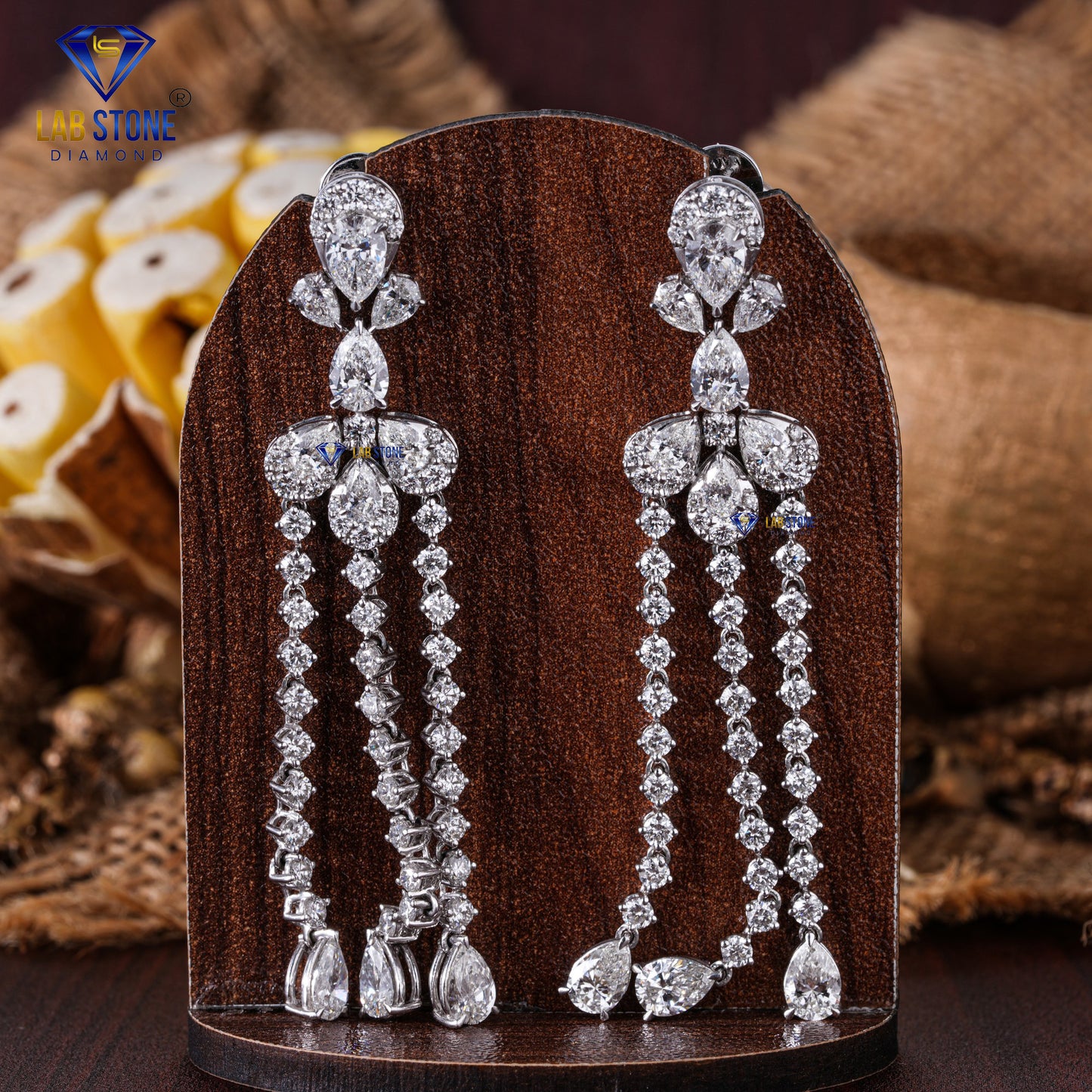 16.63 TDW Pear & Round Diamond Charm Necklace