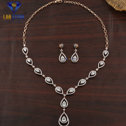 15.134 TDW Pear & Round Cut Diamond Charm Necklace