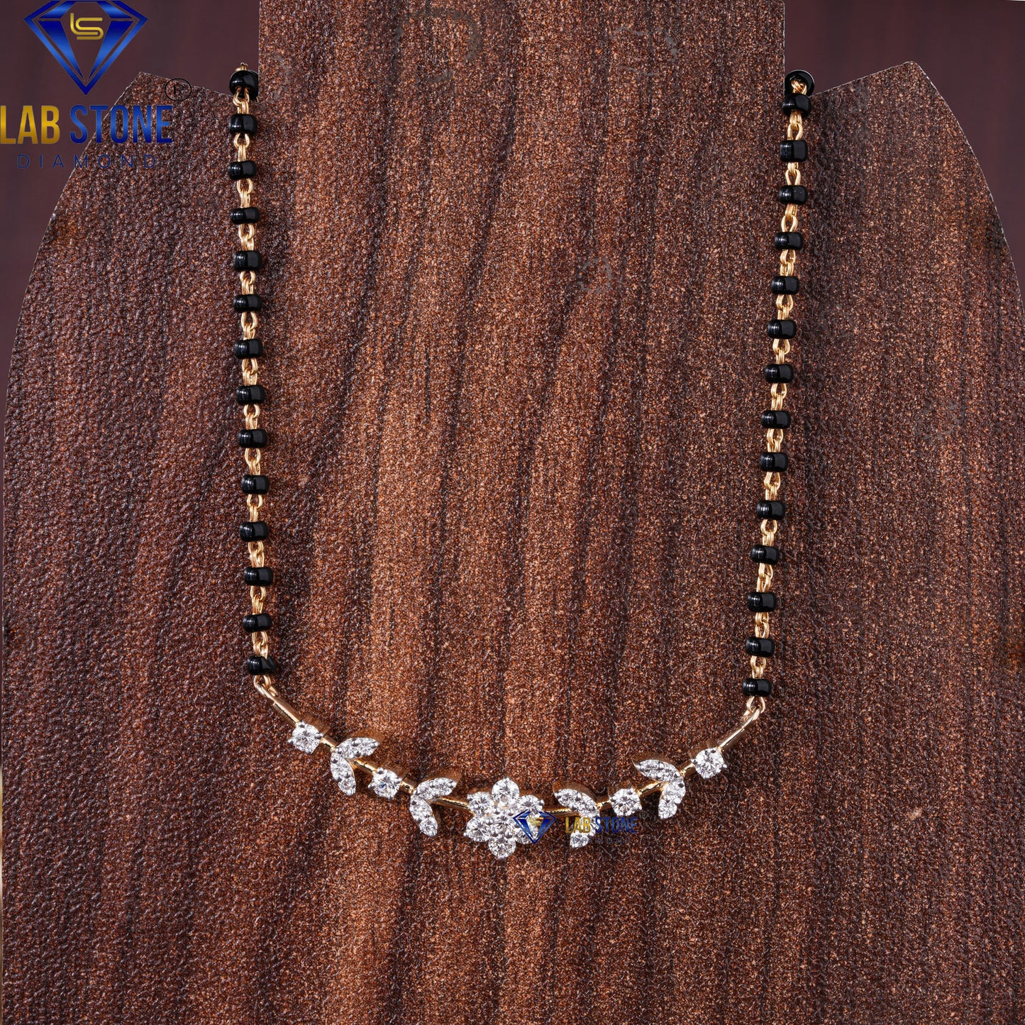 0.477 TDW Round Cut Diamond Custom Pendant with Chain