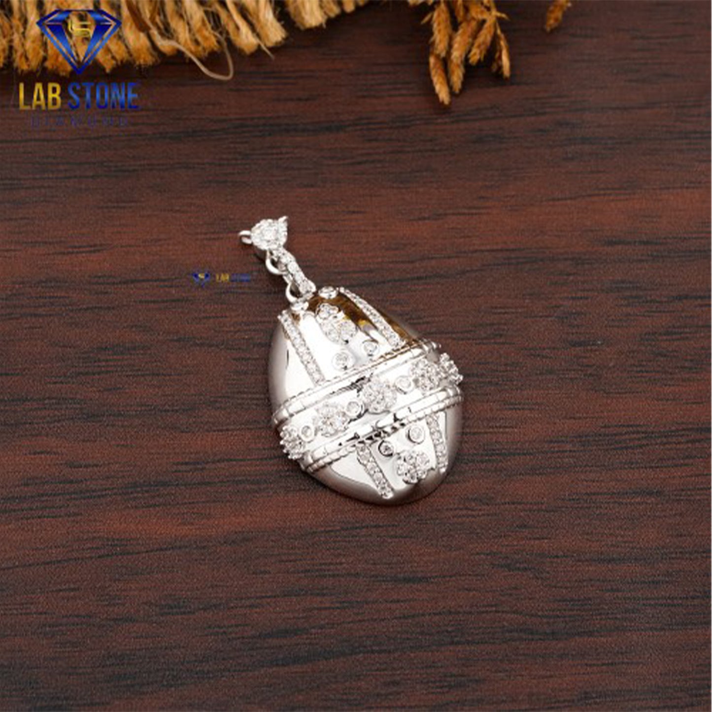 0.759 TDW Round Cut Diamond Custom Pendant