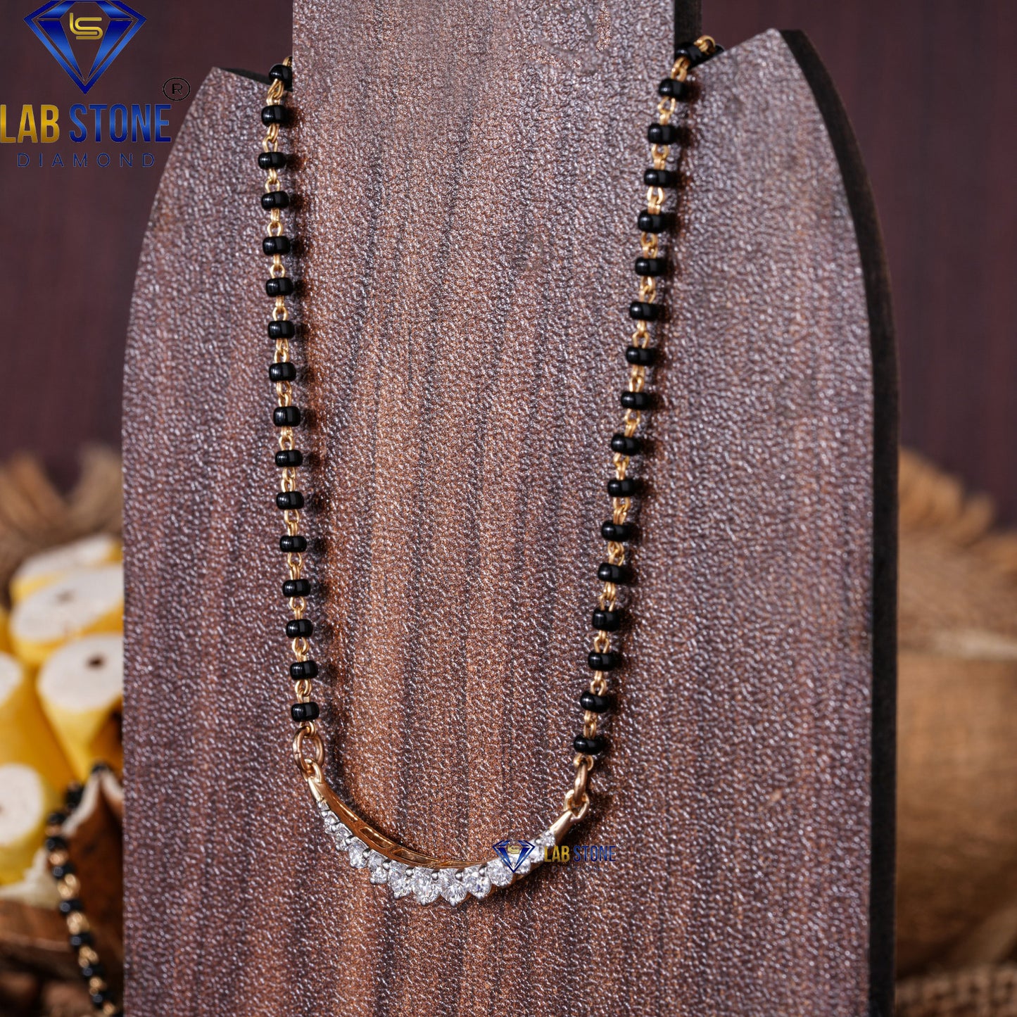 0.330 TDW Round Cut Diamond Custom Pendant with Chain