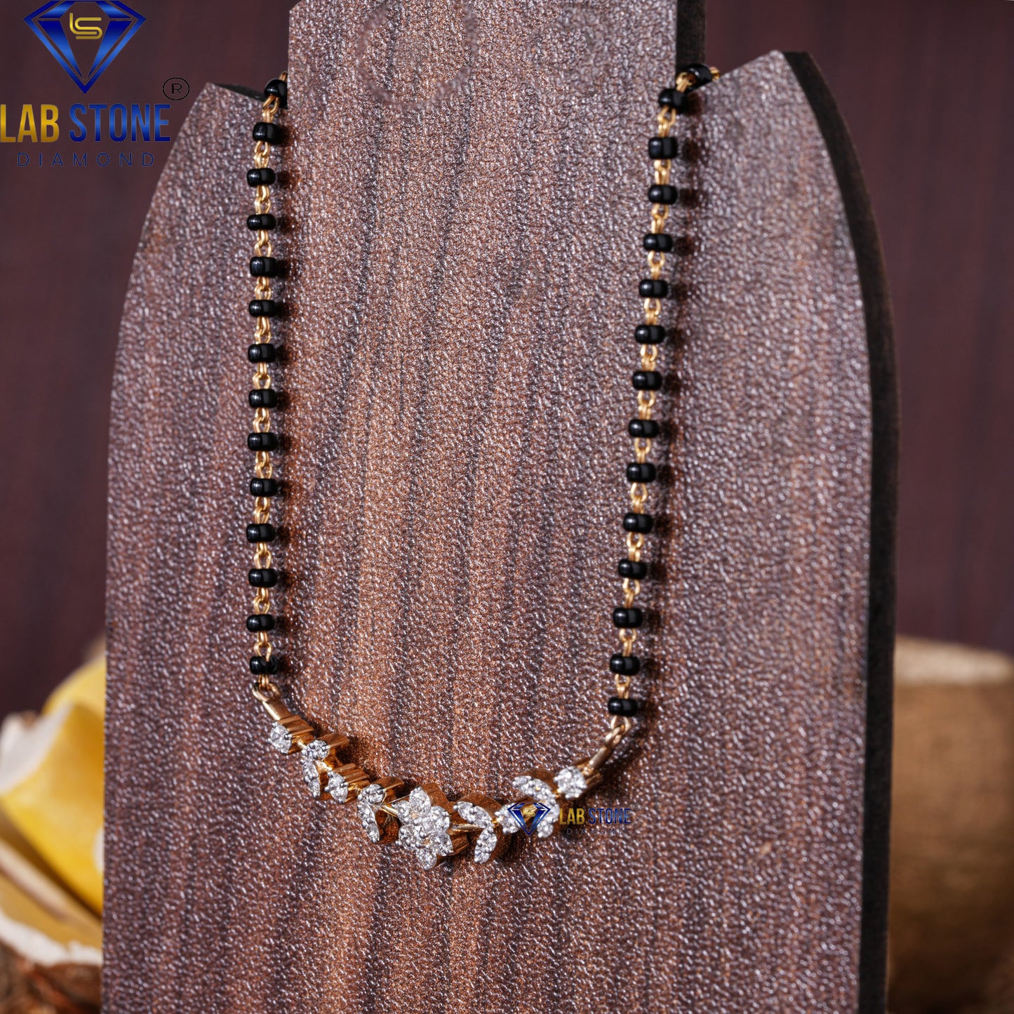 0.477 TDW Round Cut Diamond Custom Pendant with Chain