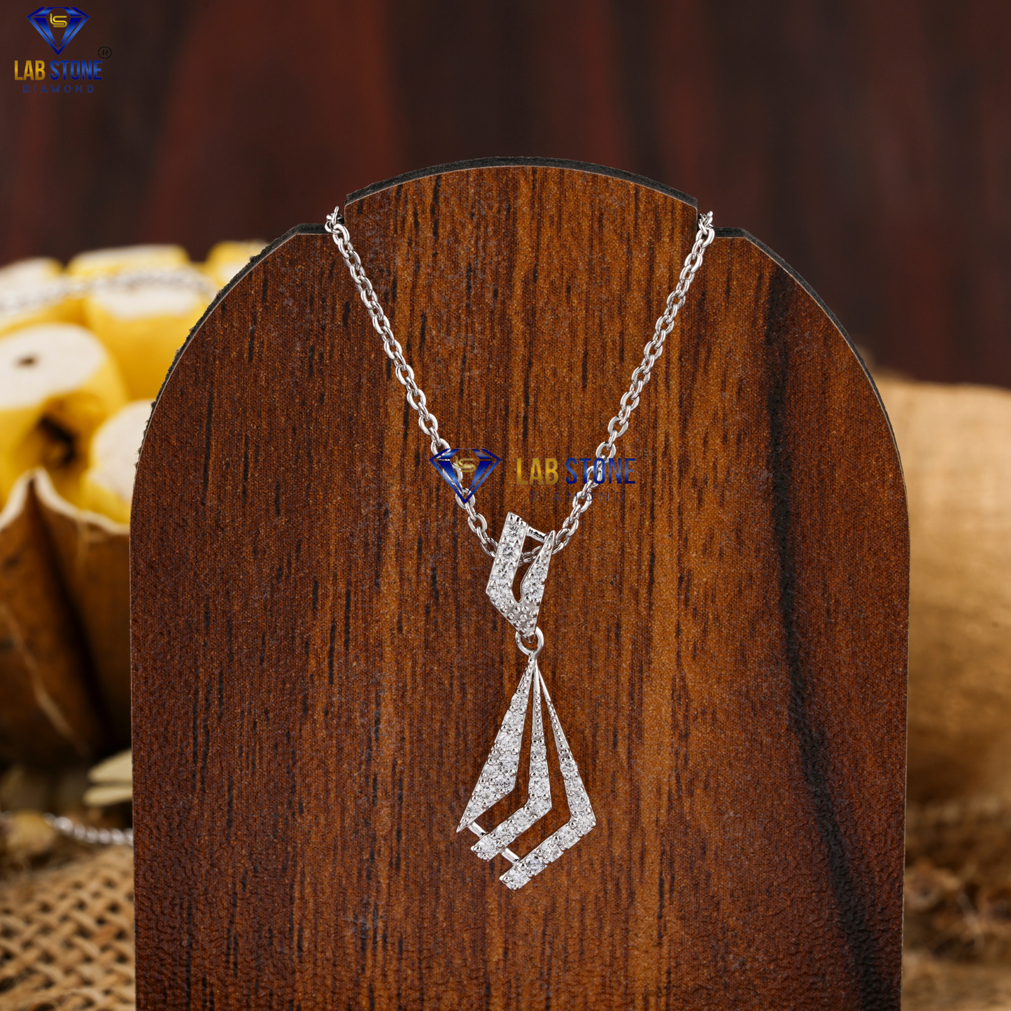 0.20 TDW Round Cut Diamond Custom Pendant with Chain