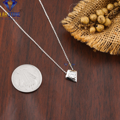 0.72 TDW Round Cut Diamond Pendant with Chain
