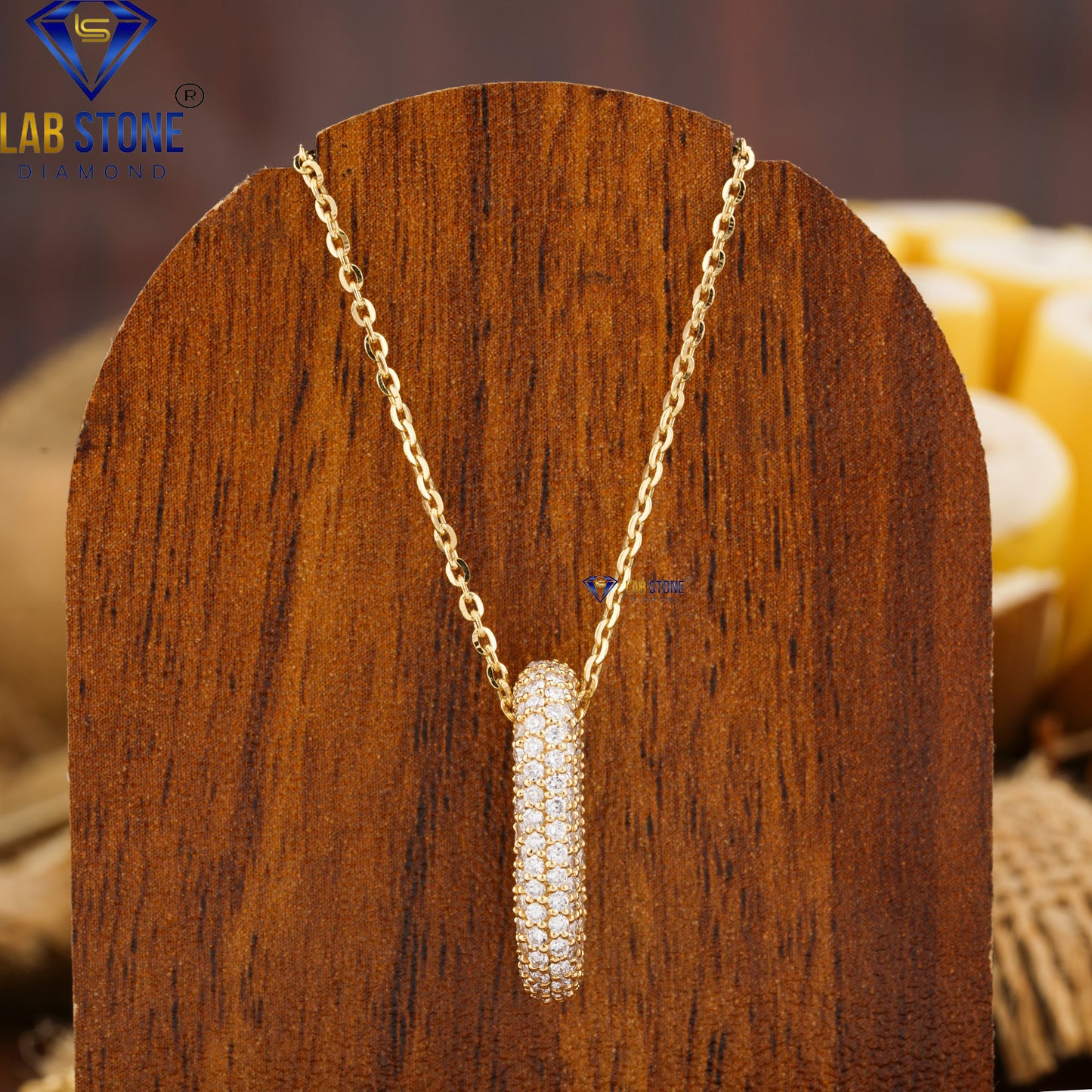 1.31 TDW Round Cut Diamond Pendant with Chain