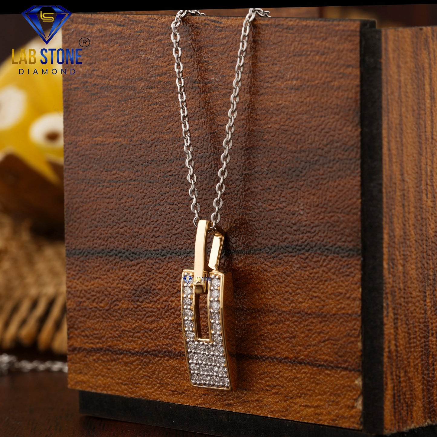 0.28 TDW Round Cut Diamond Custom Pendant with Chain