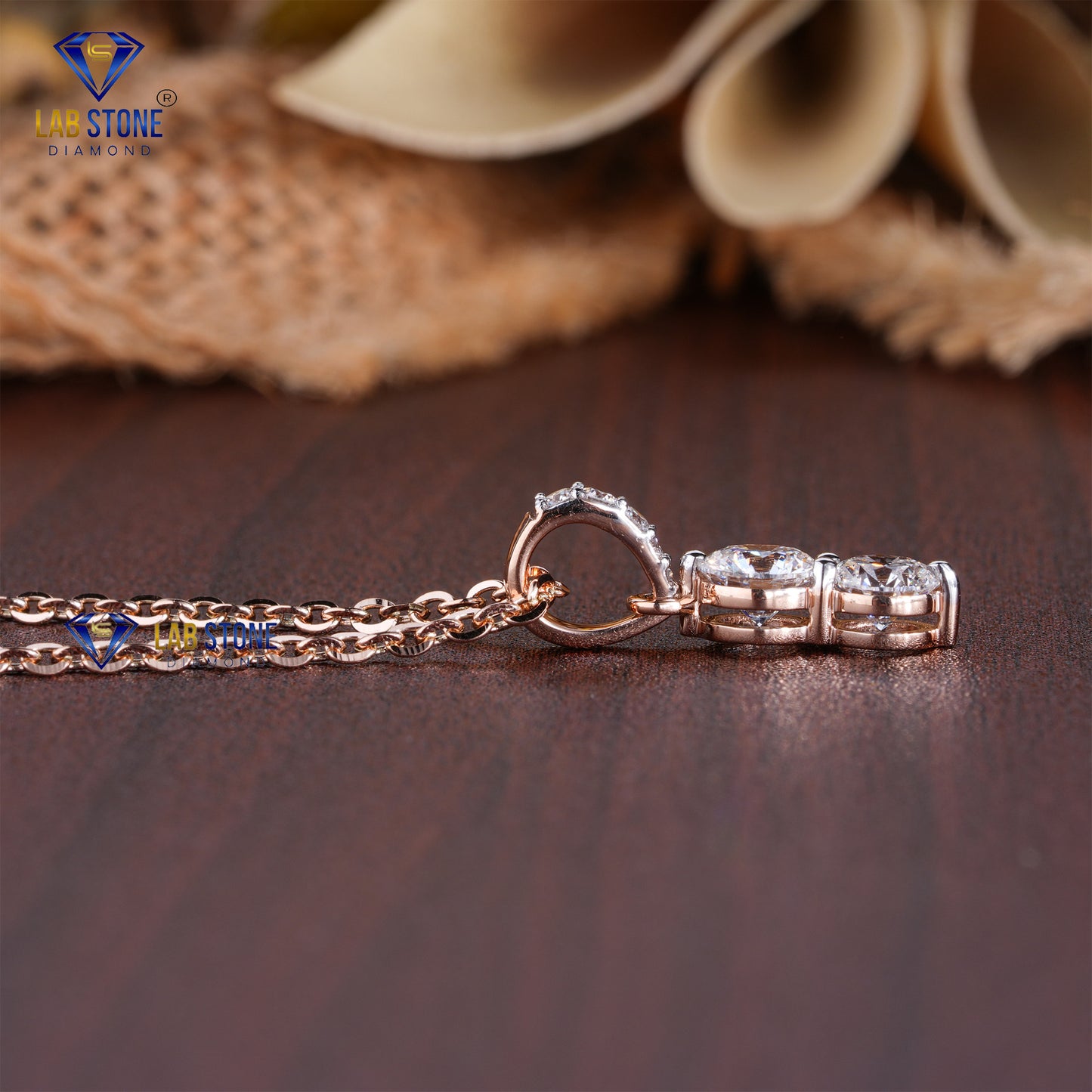 0.86 TDW Round Cut Diamond Custom Pendant with Chain