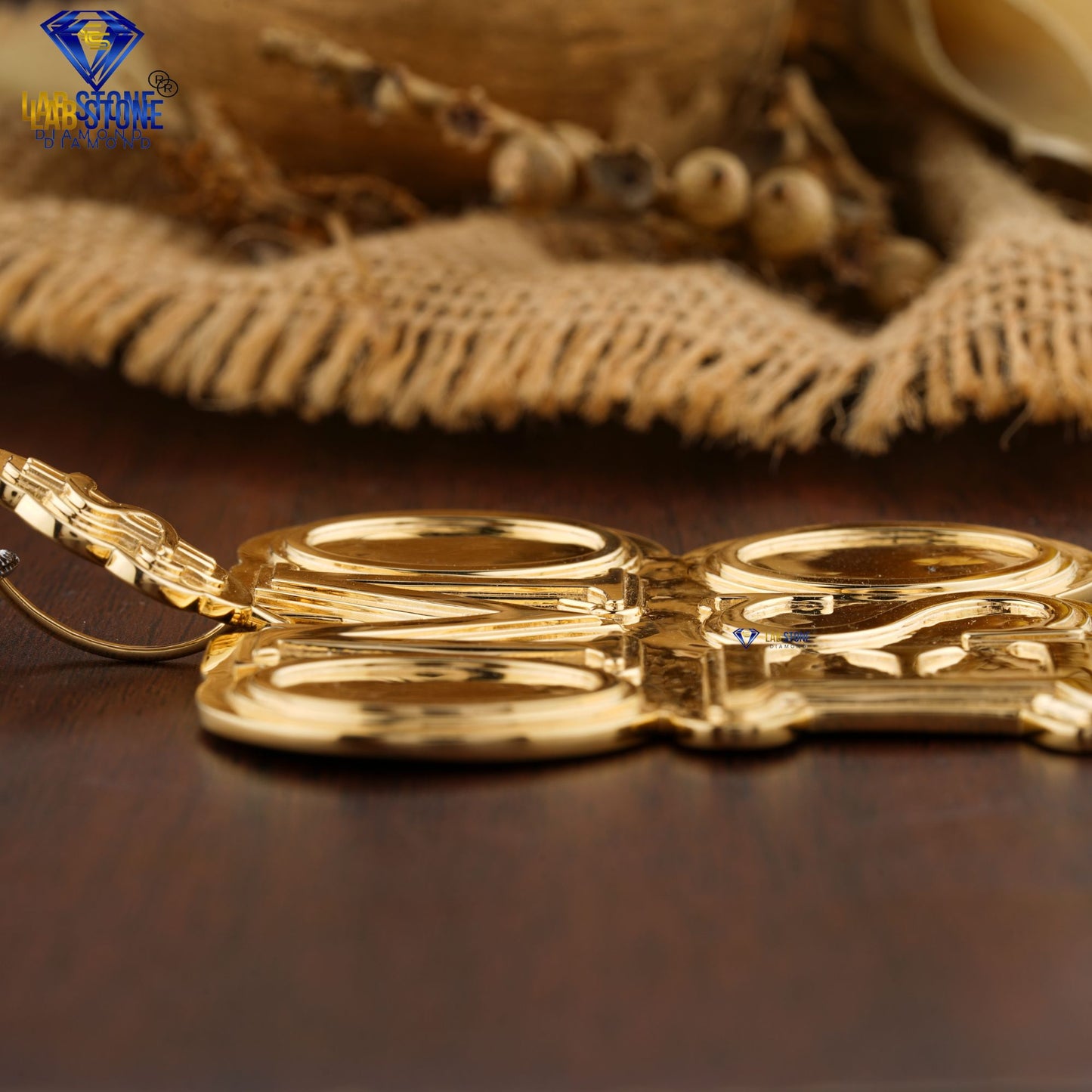 Gold Pendant with Chain