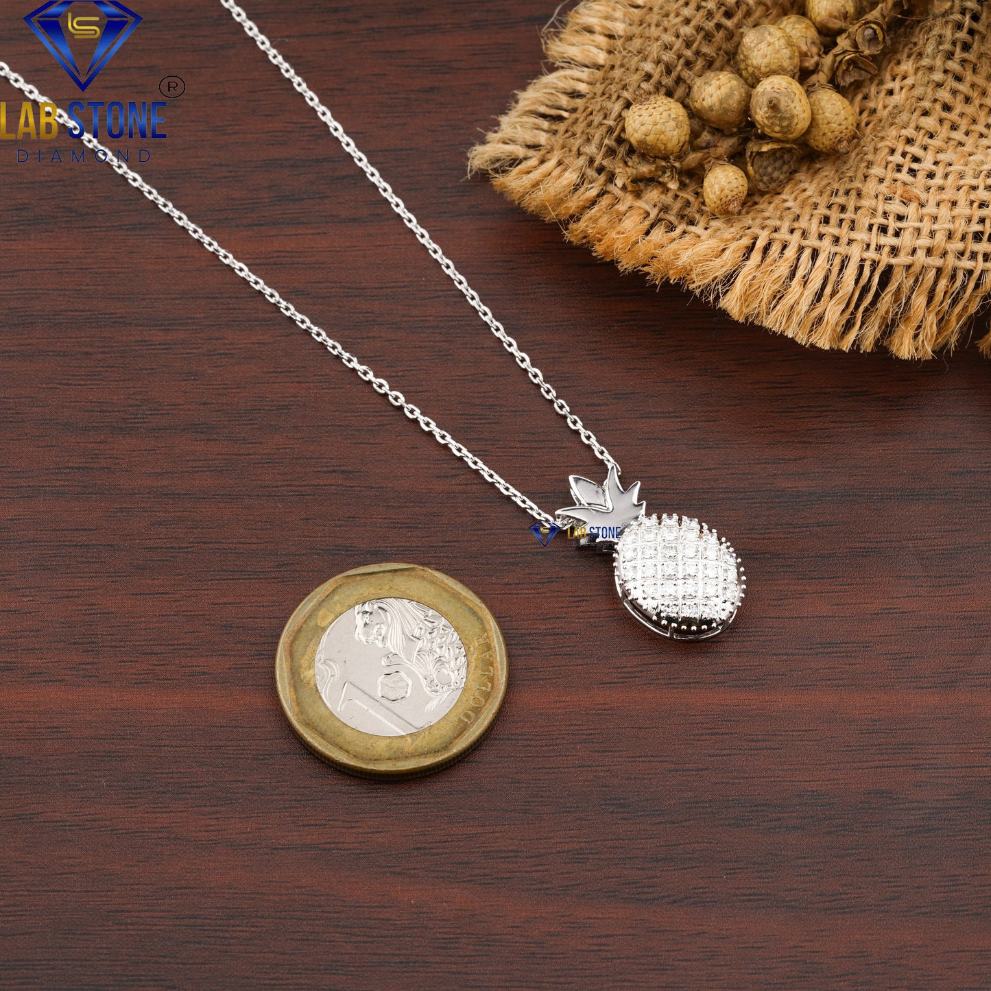 0.43 TDW Round Cut Diamond Pendant with Chain