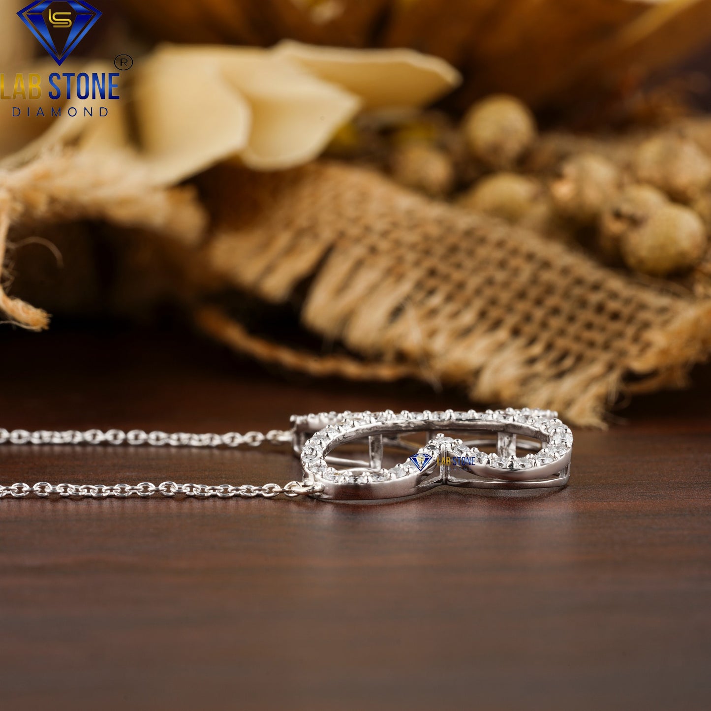 0.801 TDW Round Cut Diamond Pendant with Chain