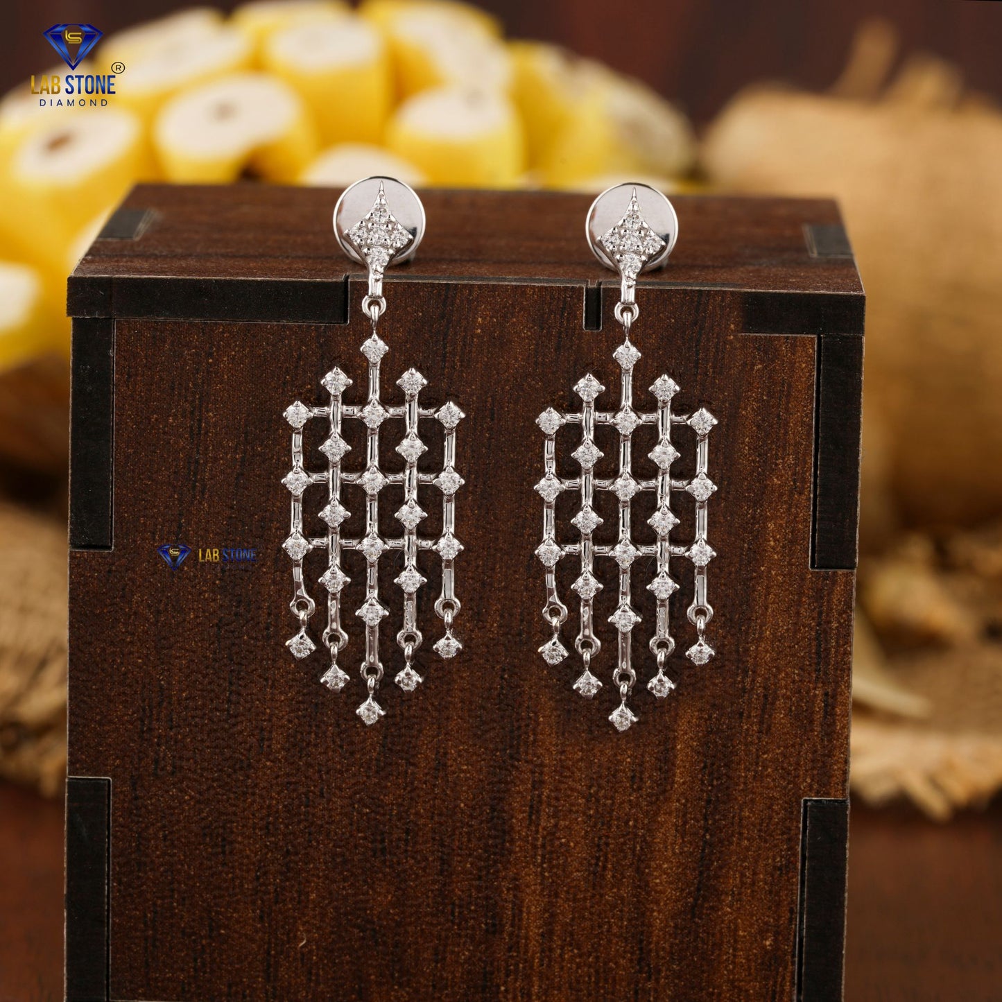 0.558 TDW Round Cut Diamond Drop & Dangle Earring