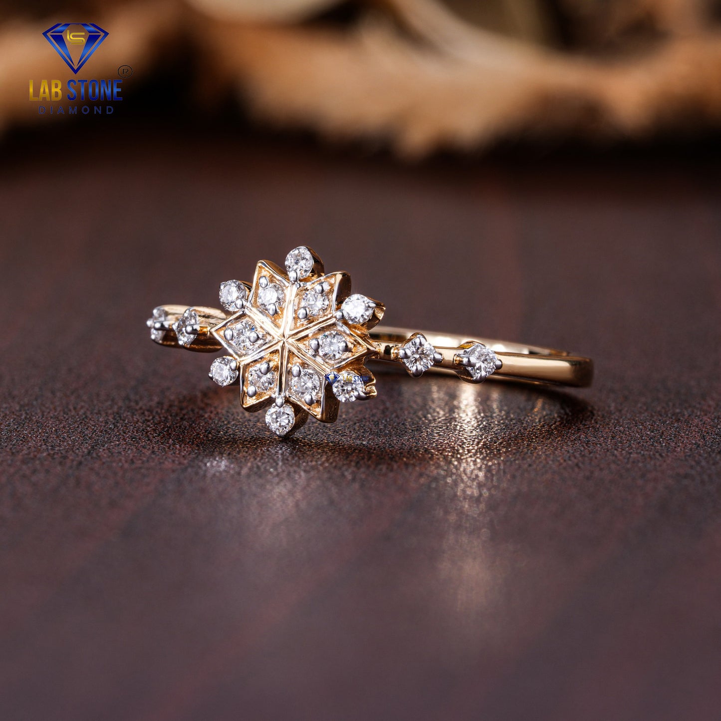 0.167 TDW Round Cut Diamond Women's Engagement Ring