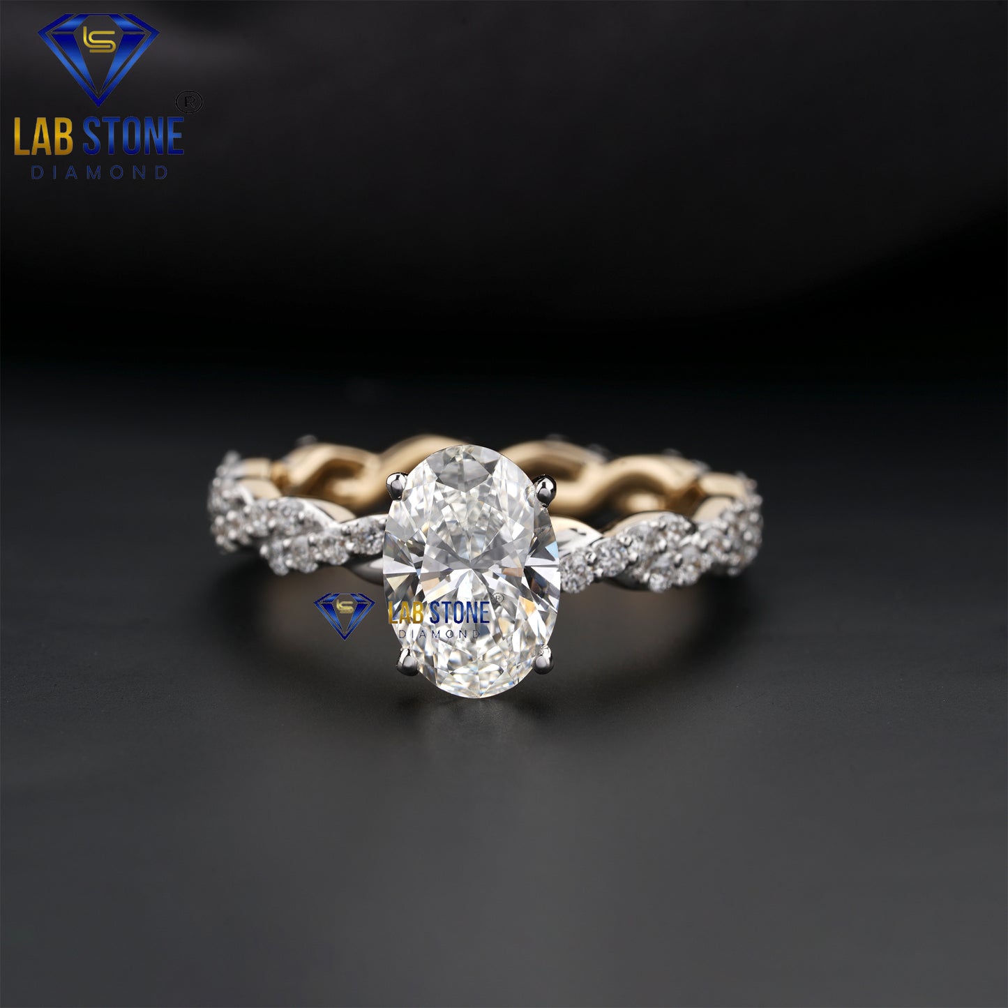 1.97 TCW Oval & Round Cut Women’s Engagement Diamond Ring