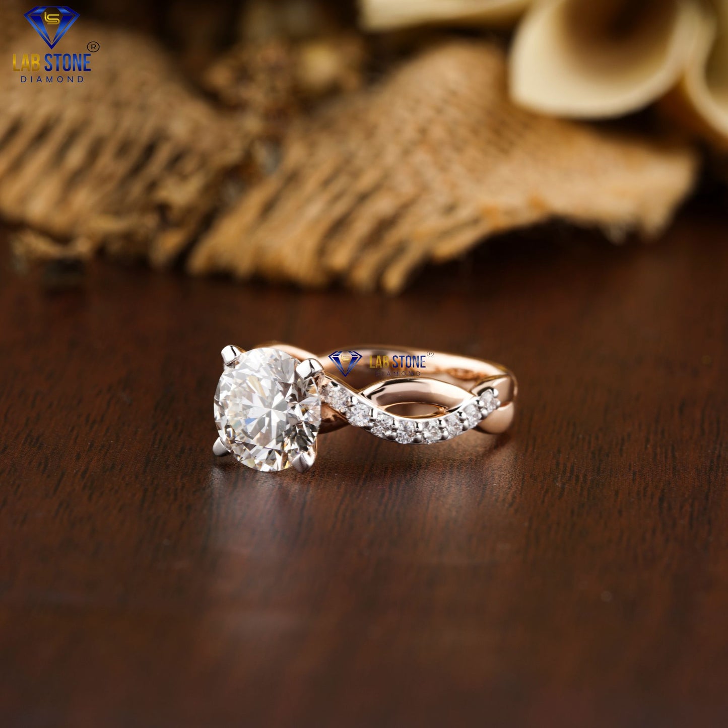 2.74 TDW Round Cut Women’s Engagement Diamond Ring