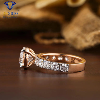 3.20 TDW Round Cut Women’s Engagement Diamond Ring