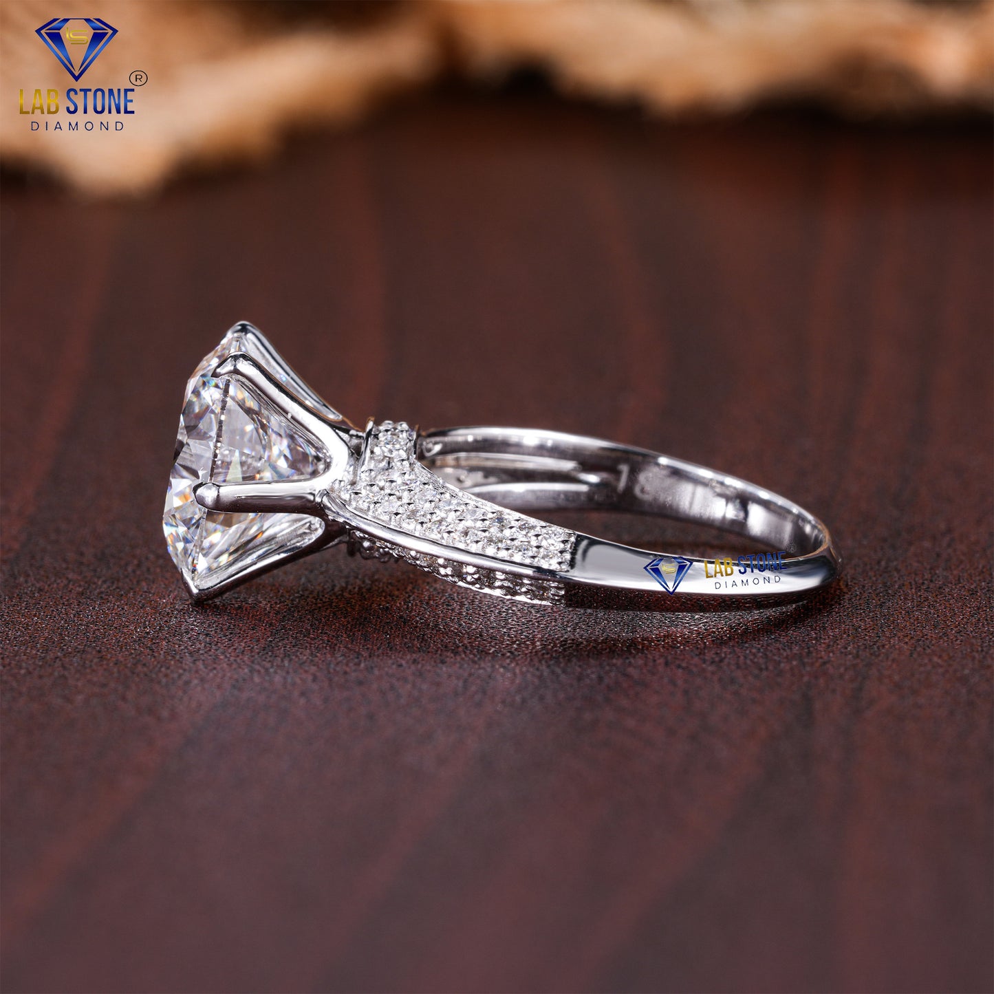 3.54 TDW Round Cut Women’s Diamond Engagement Ring