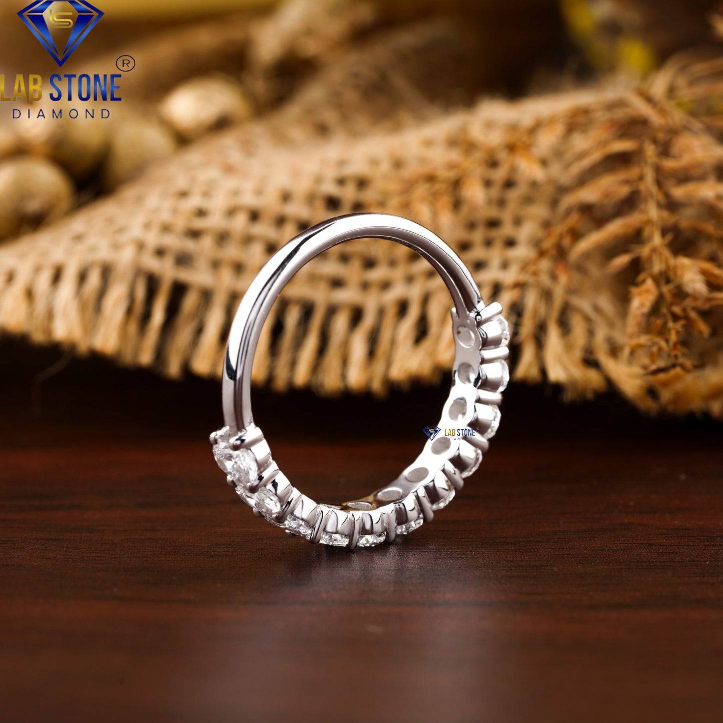 1.10 TDW Oval Cut Diamond Women's Band