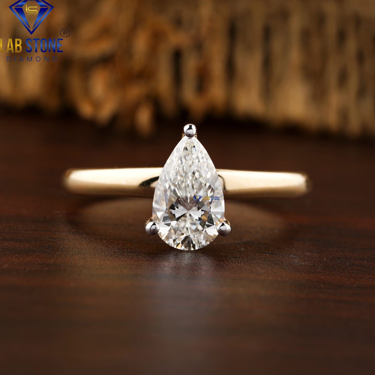 1.28 TDW Pear & Round Cut Diamond Hidden Halo Ring