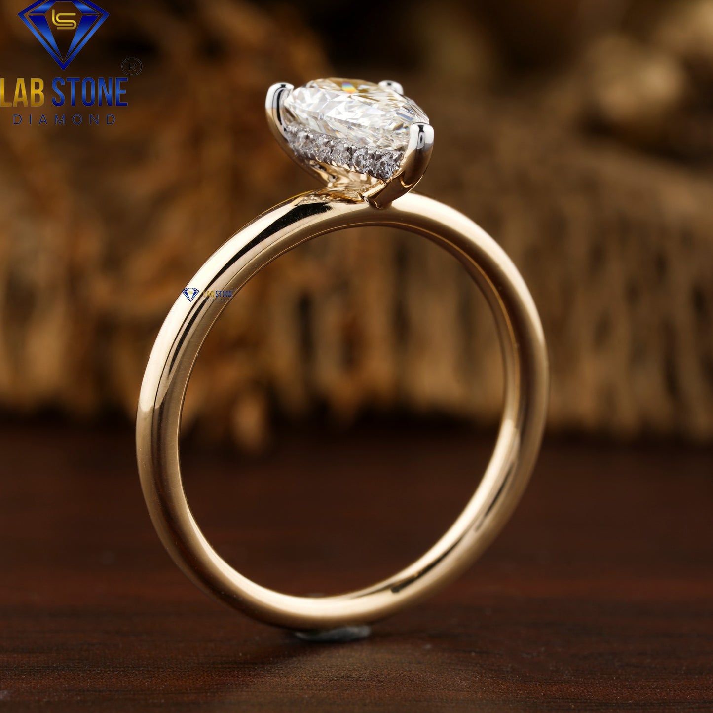 1.28 TDW Pear & Round Cut Diamond Hidden Halo Ring