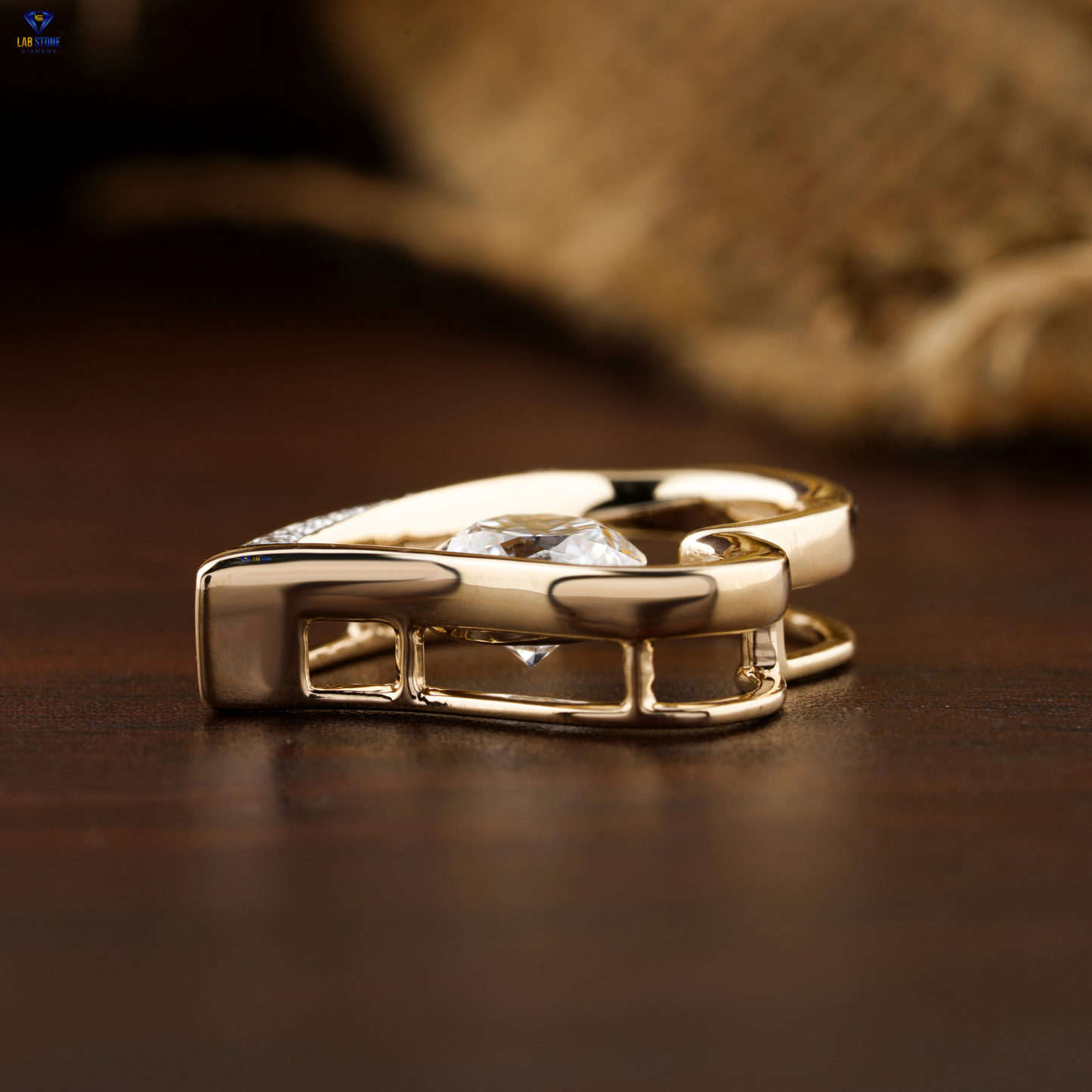 1.055 TDW Round Cut Diamond Heart Pendant