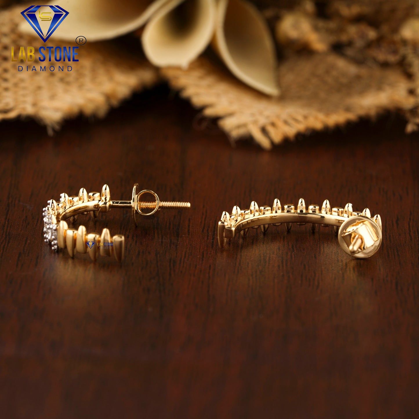 0.16 TDW Round Cut Diamond Hoop Earrings