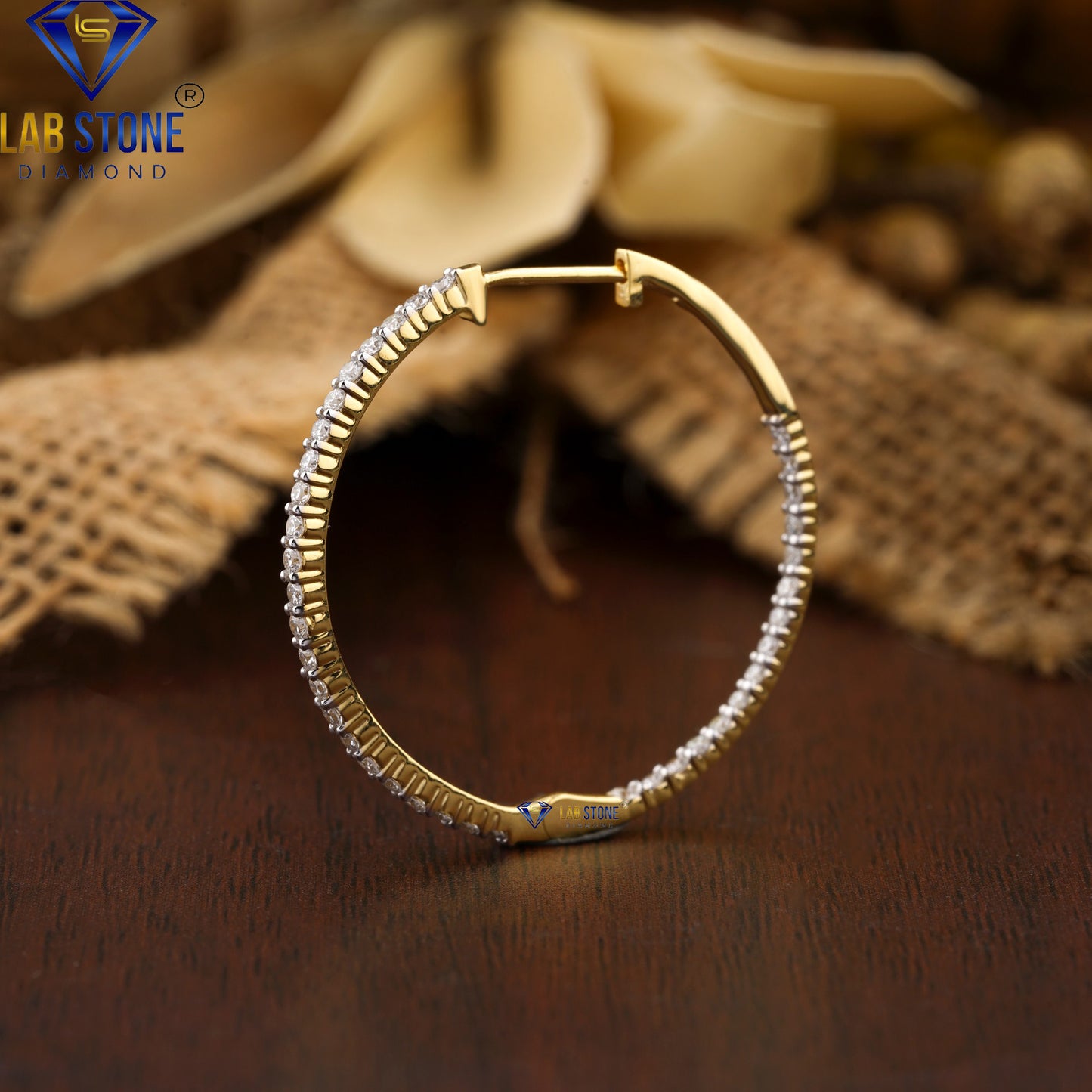 0.912 TDW Round Cut Diamond Hoop Earring