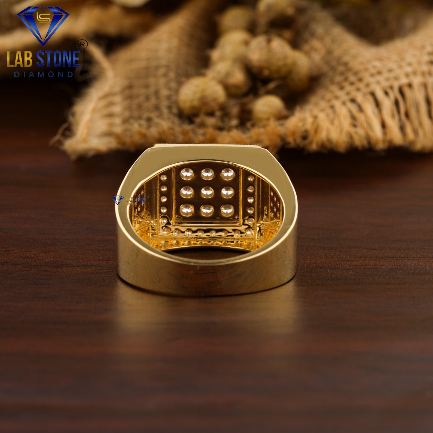 1.37 TDW Round Cut Men’s Diamond Engagement Ring