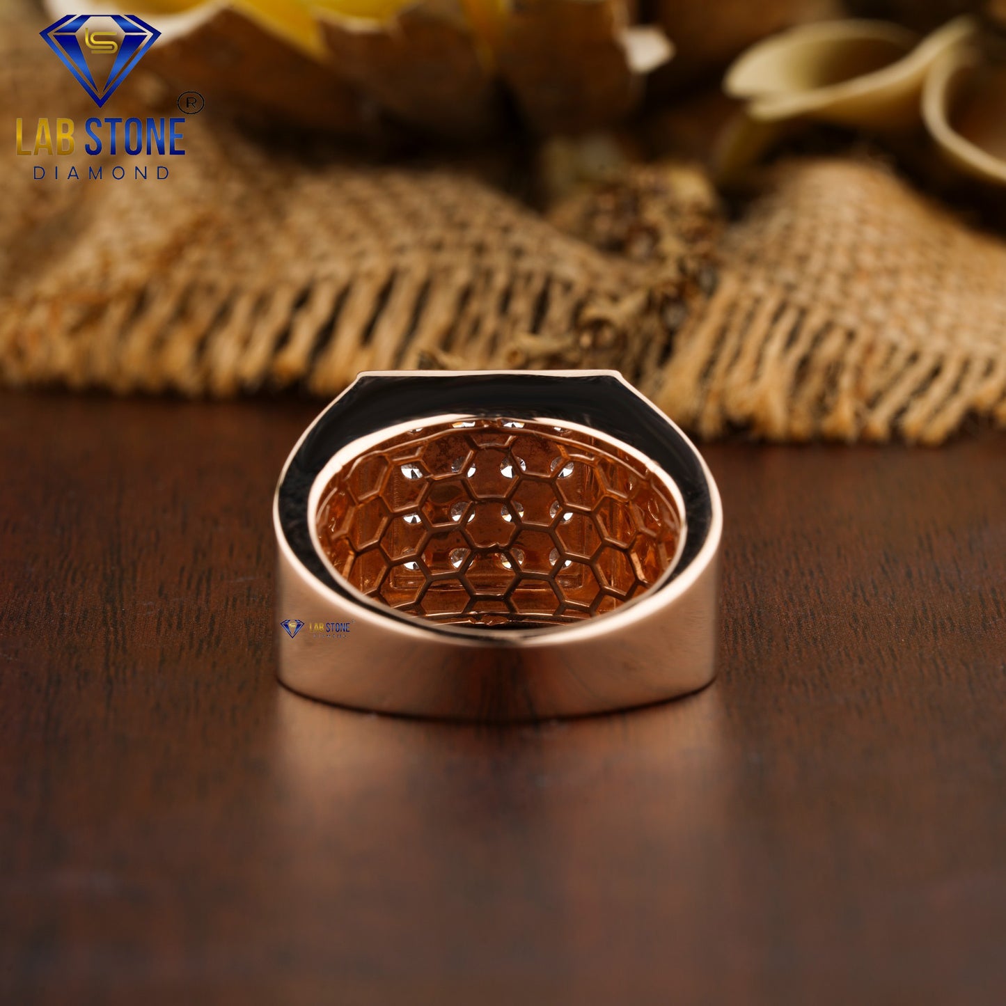 1.18 TDW Round Cut Men’s Engagement Diamond Ring