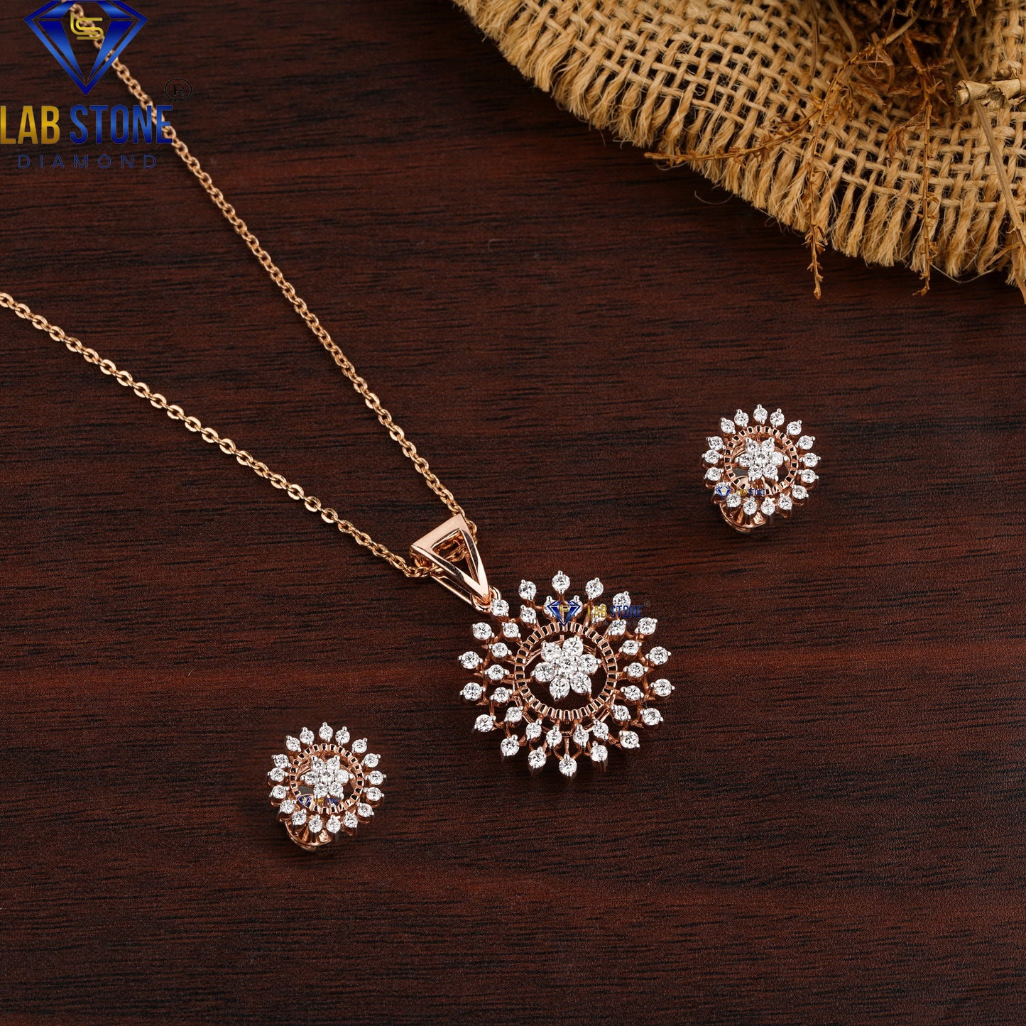 1.14 TDW Round Cut Diamond Pendant & Earring