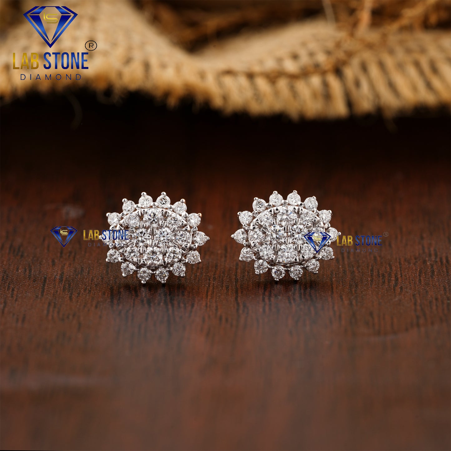 0.871 TDW Round Cut Diamond Pendant & Earring