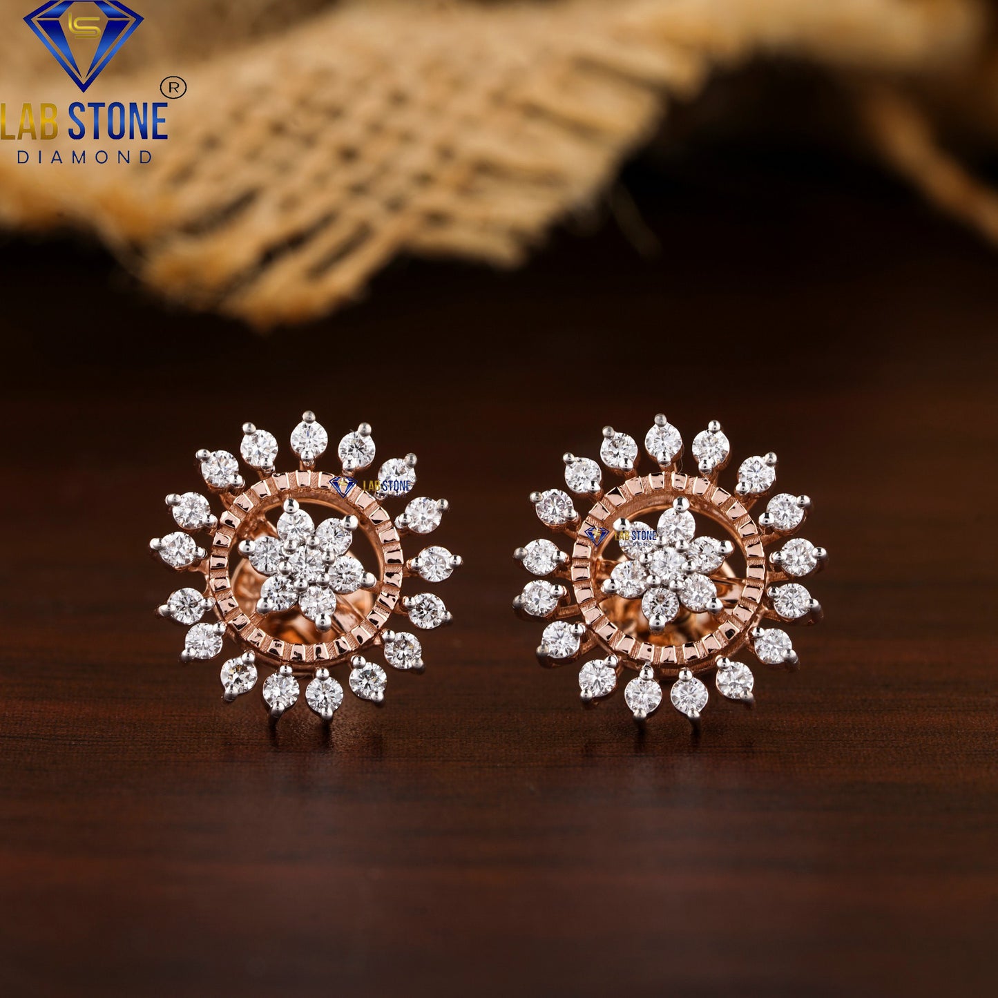 1.14 TDW Round Cut Diamond Pendant & Earring