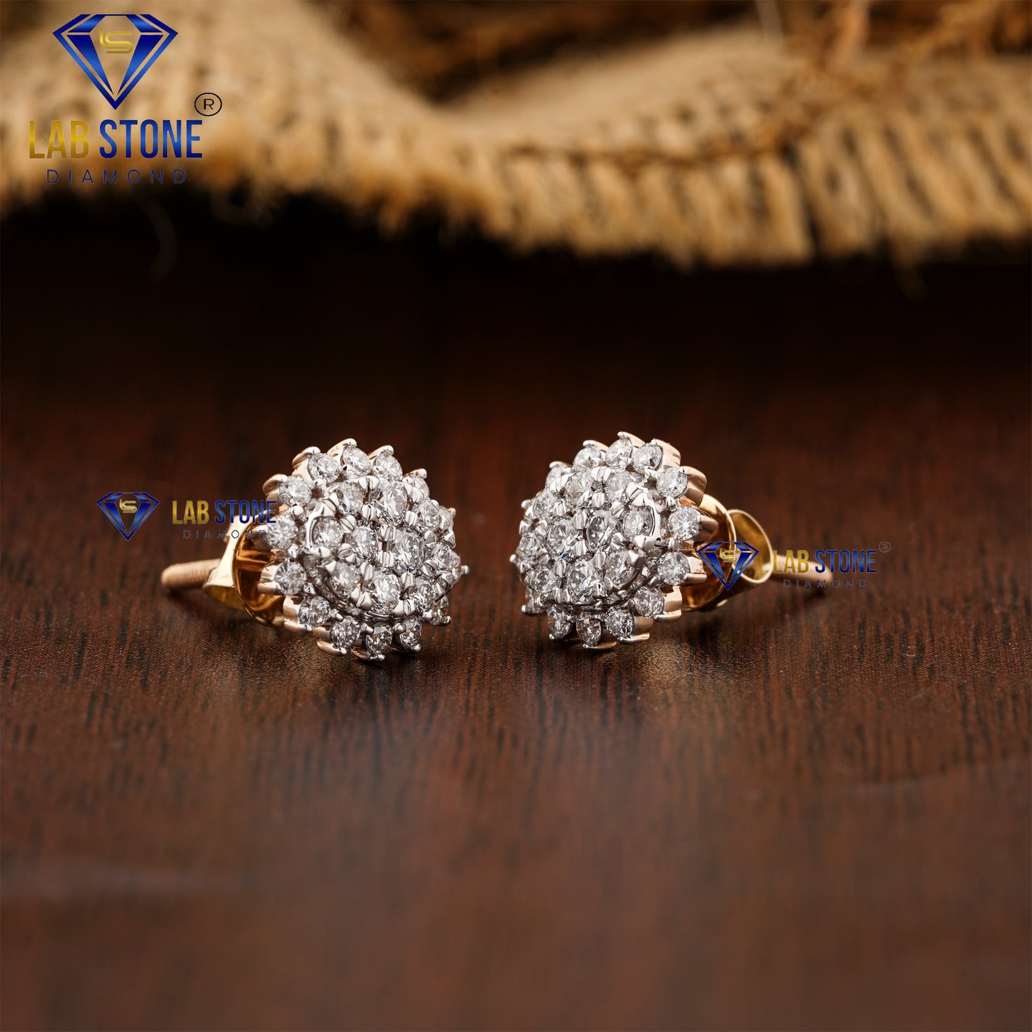 0.871 TDW Round Cut Diamond Pendant & Earring