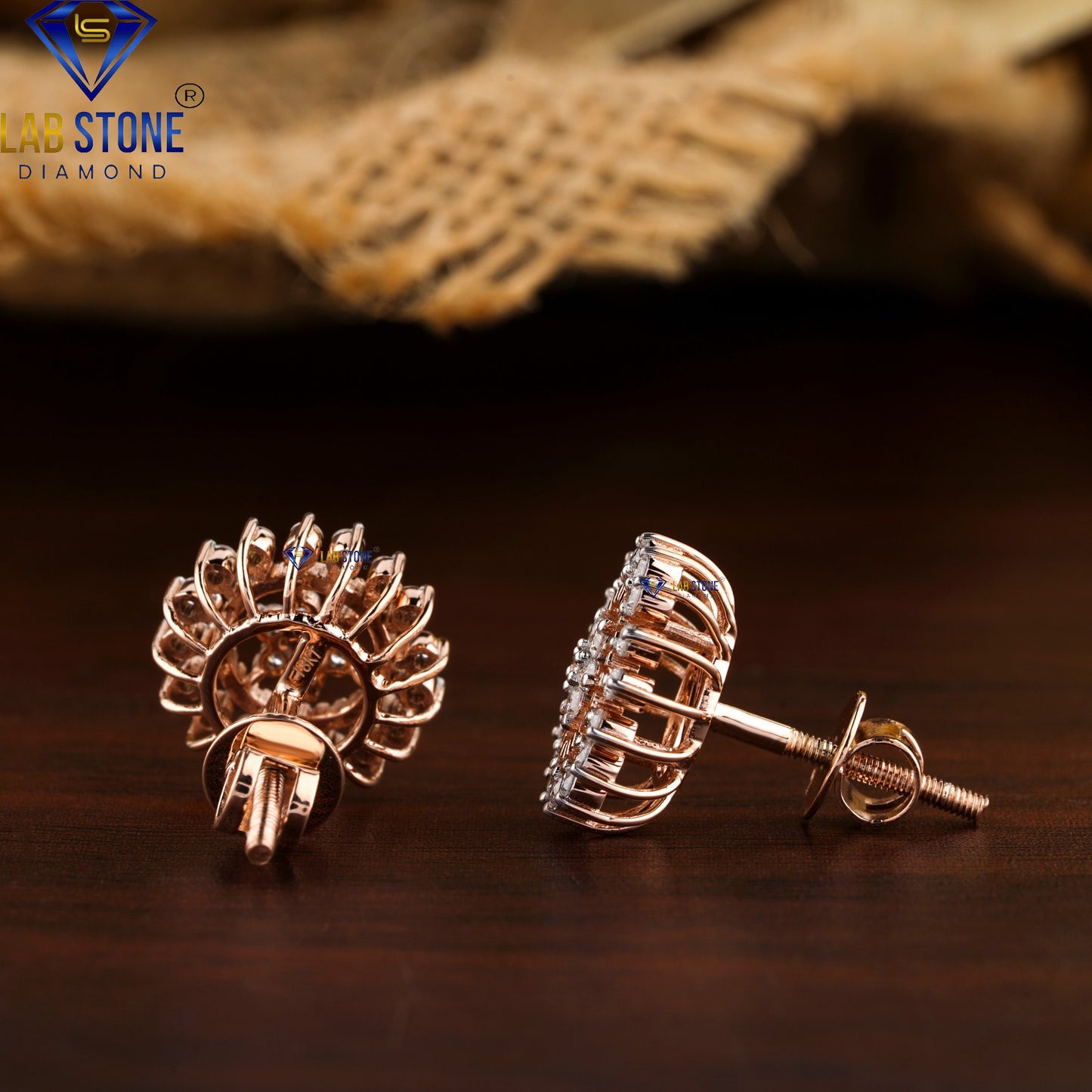 1.14 TDW Round Cut Diamond Pendant & Earring