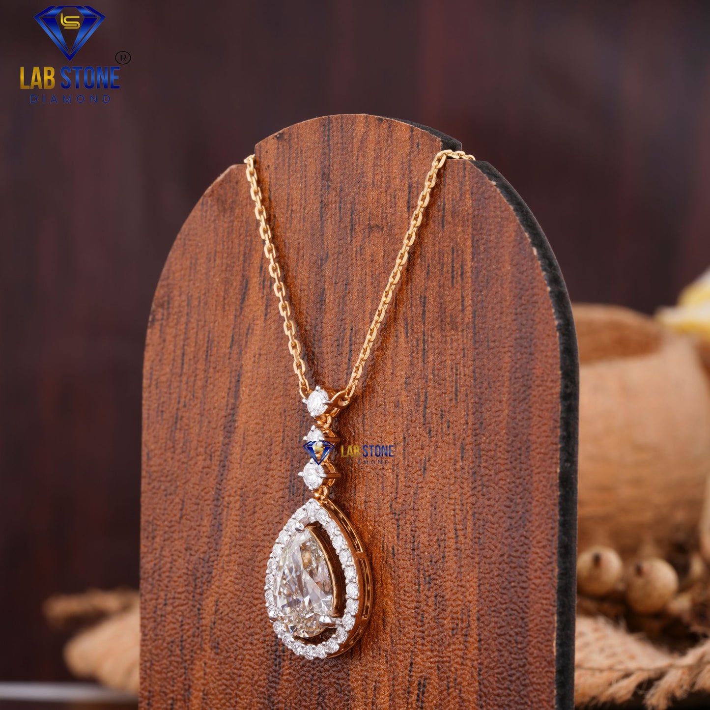 6.49 TDW Pear & Round Cut Diamond Pendant & Earring