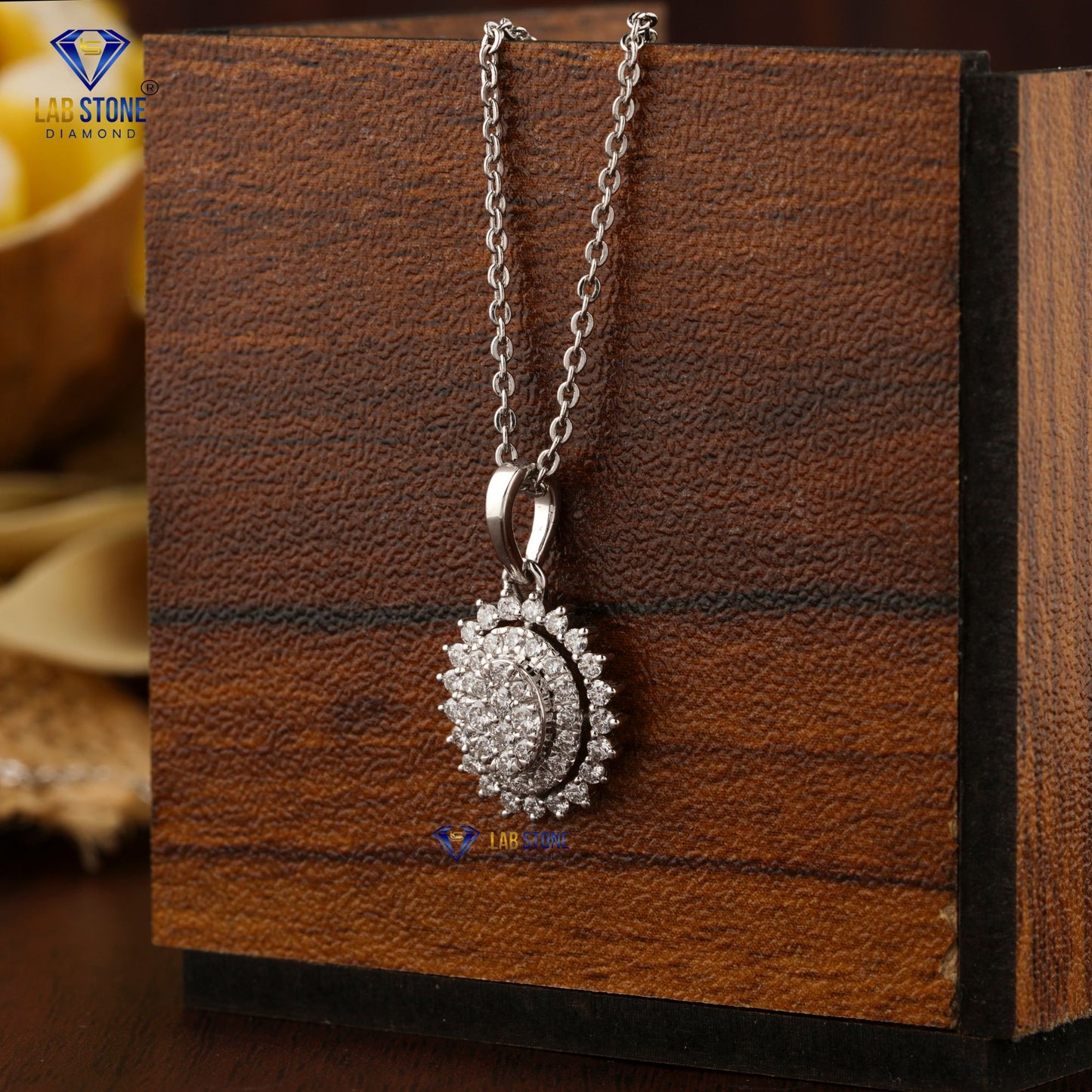 0.871 TDW Round Cut Diamond Pendant & Earring