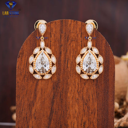 7.41 TDW Pear, Marquise & Round Cut Diamond Pendant & Earring